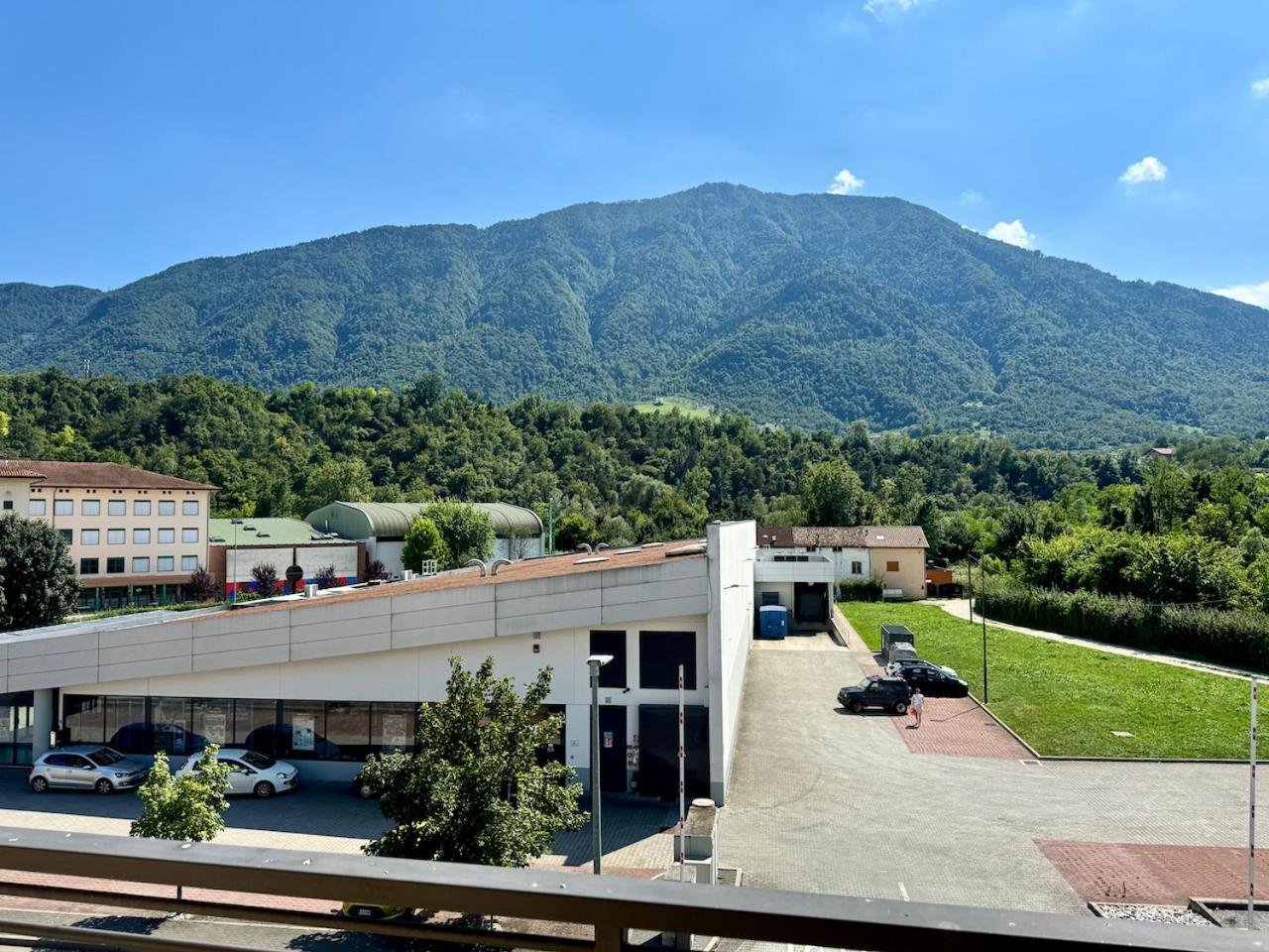Ai Fol 6 - Stazione E Centro Apartment Feltre Exterior foto