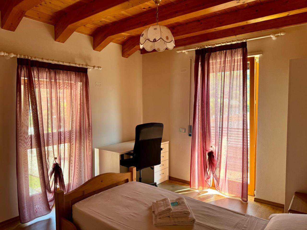 Ai Fol 6 - Stazione E Centro Apartment Feltre Exterior foto